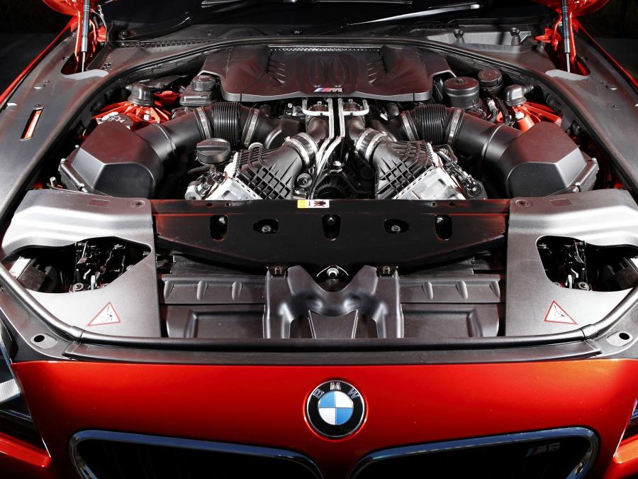  BMW M6 Coupe 2012 года  (AU) (фото 6 из 13)